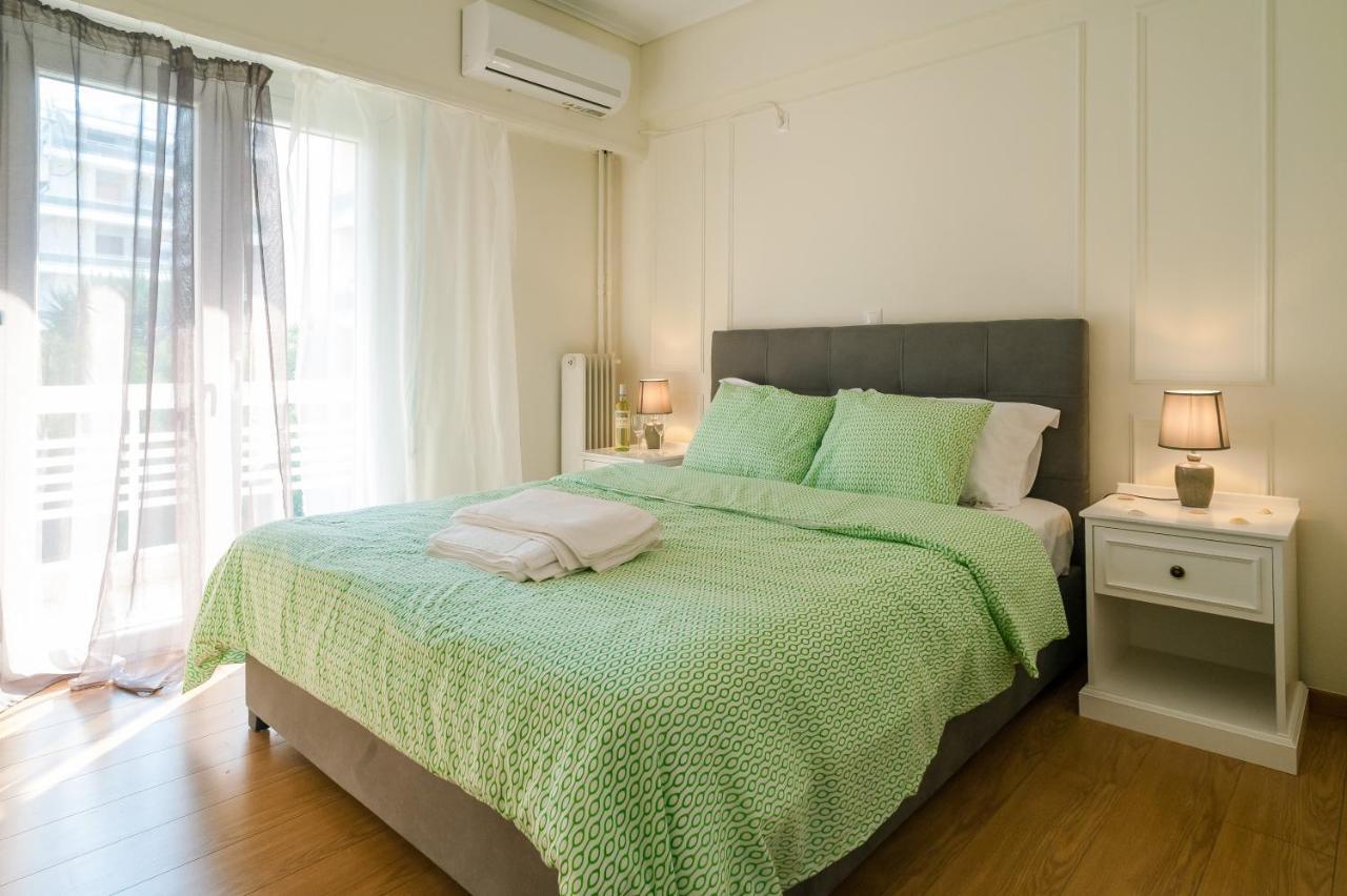 Galaxy Home Charming Apartment In Alimos Athens Exterior photo